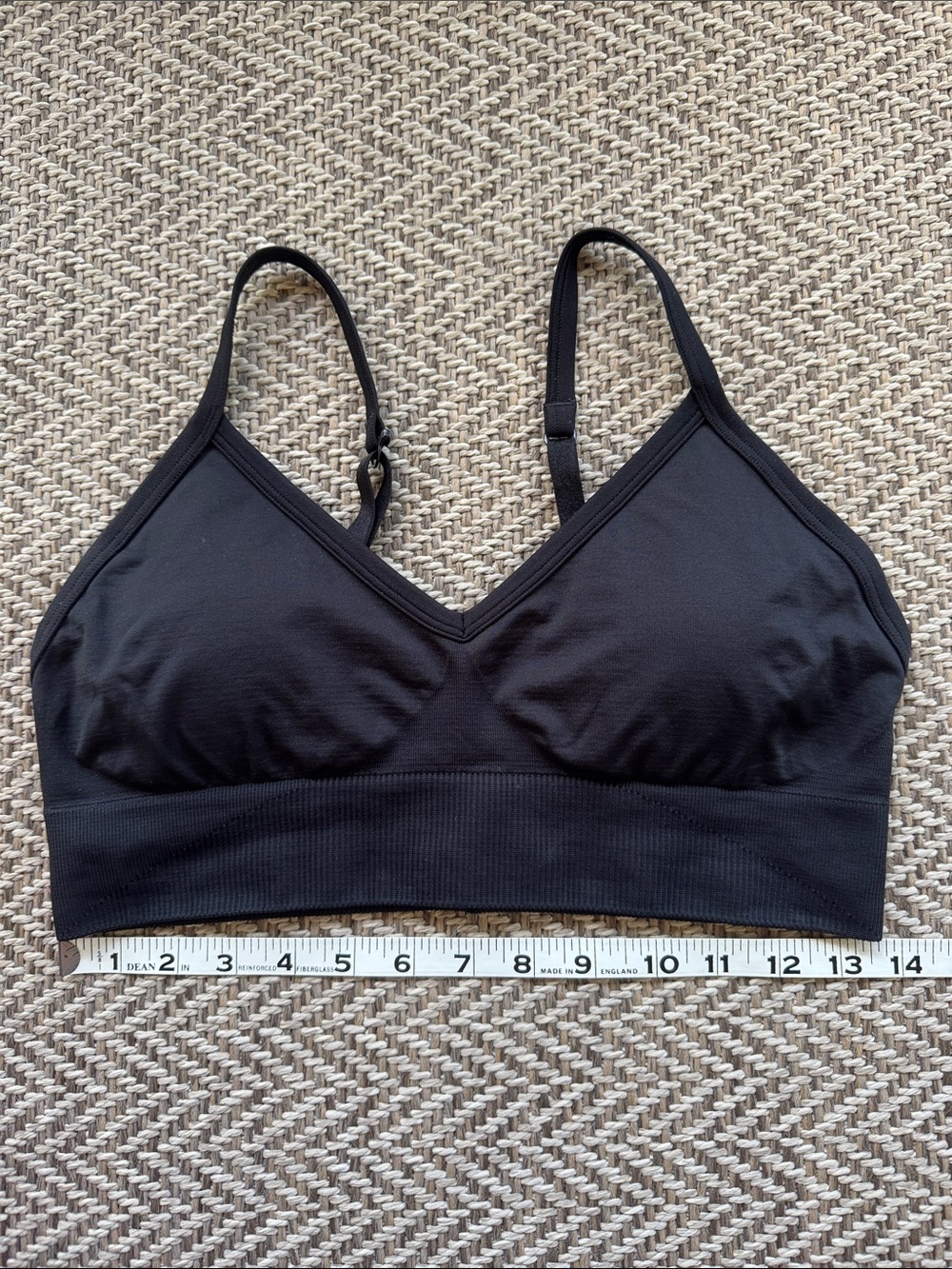 lululemon athletica Black Bralette with Adj. Straps, Removable Padding, 6 or 8